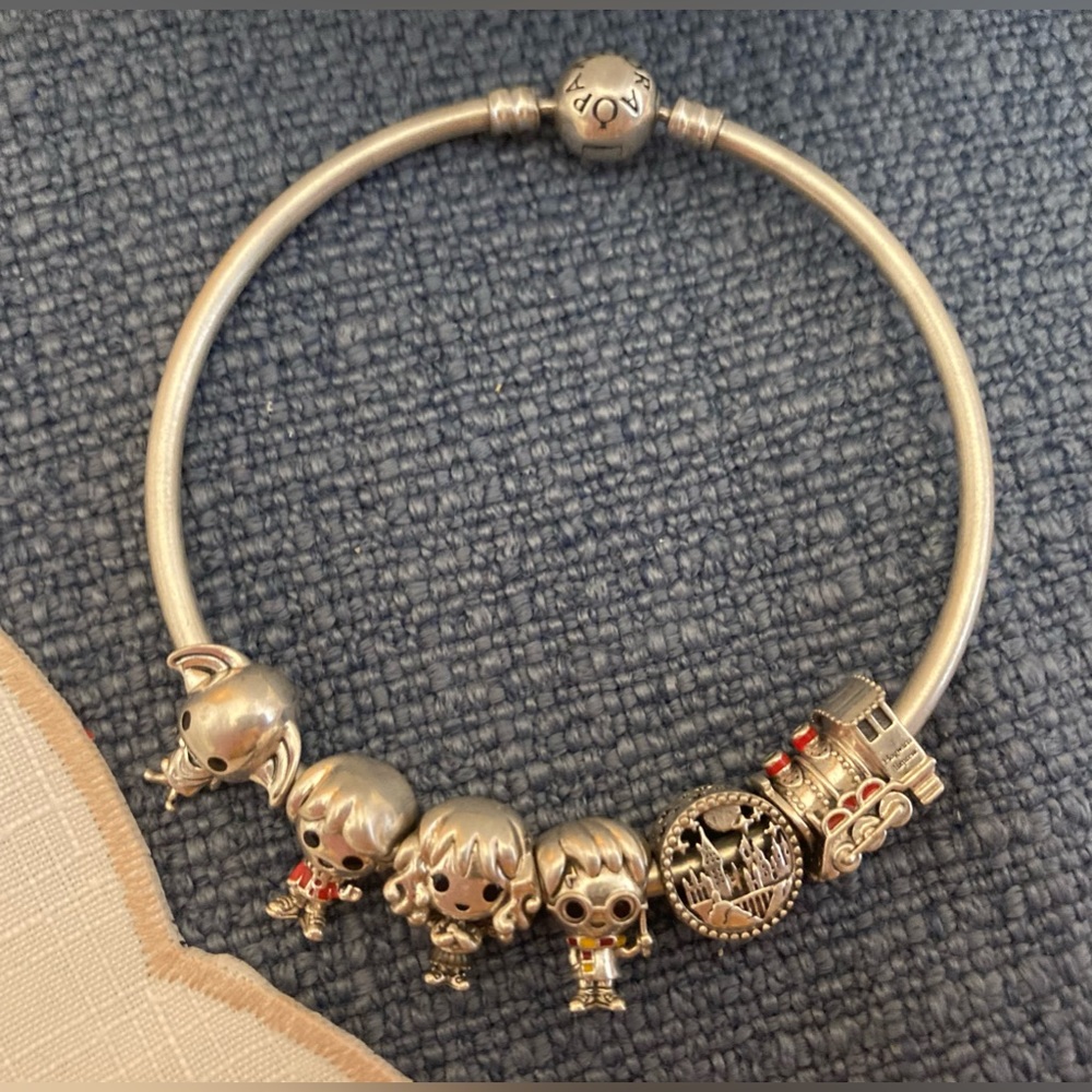 Authentic Harry Potter Pandora Bracelet!